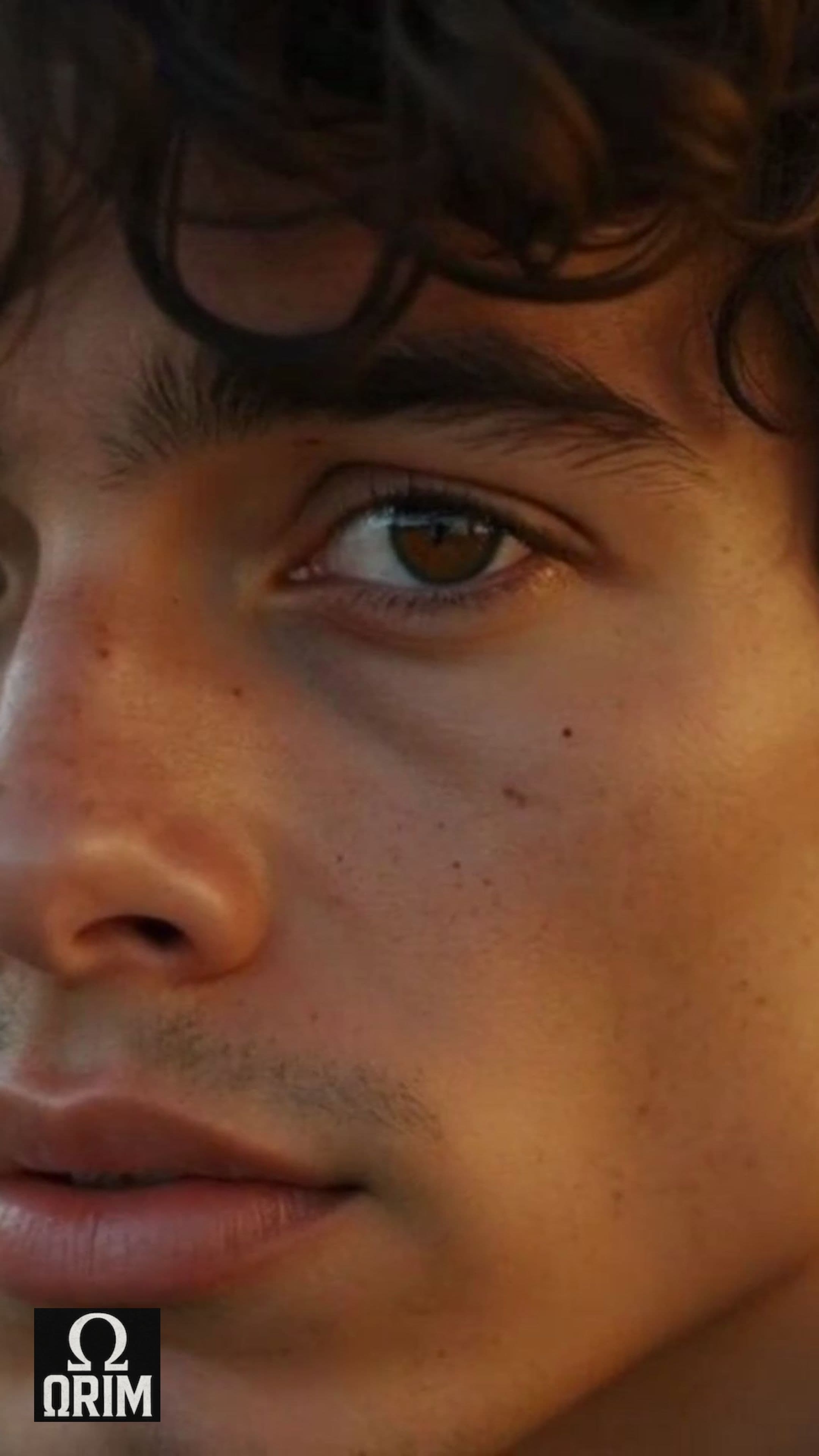 Étranger ici et là-bas