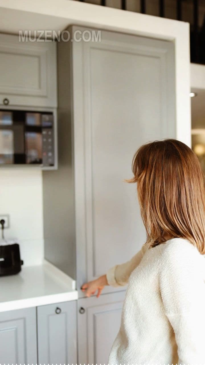 Fridge Light Serenade