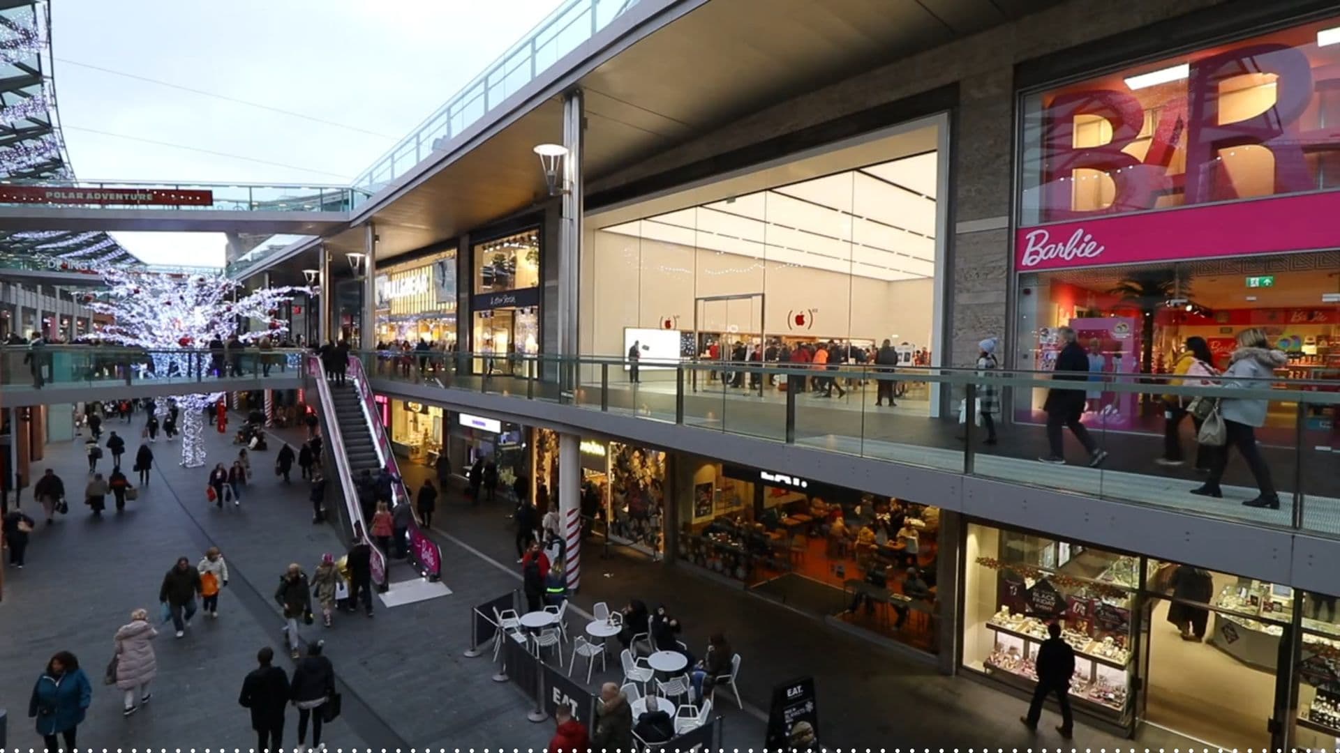 How the Rich Shop for Christmas