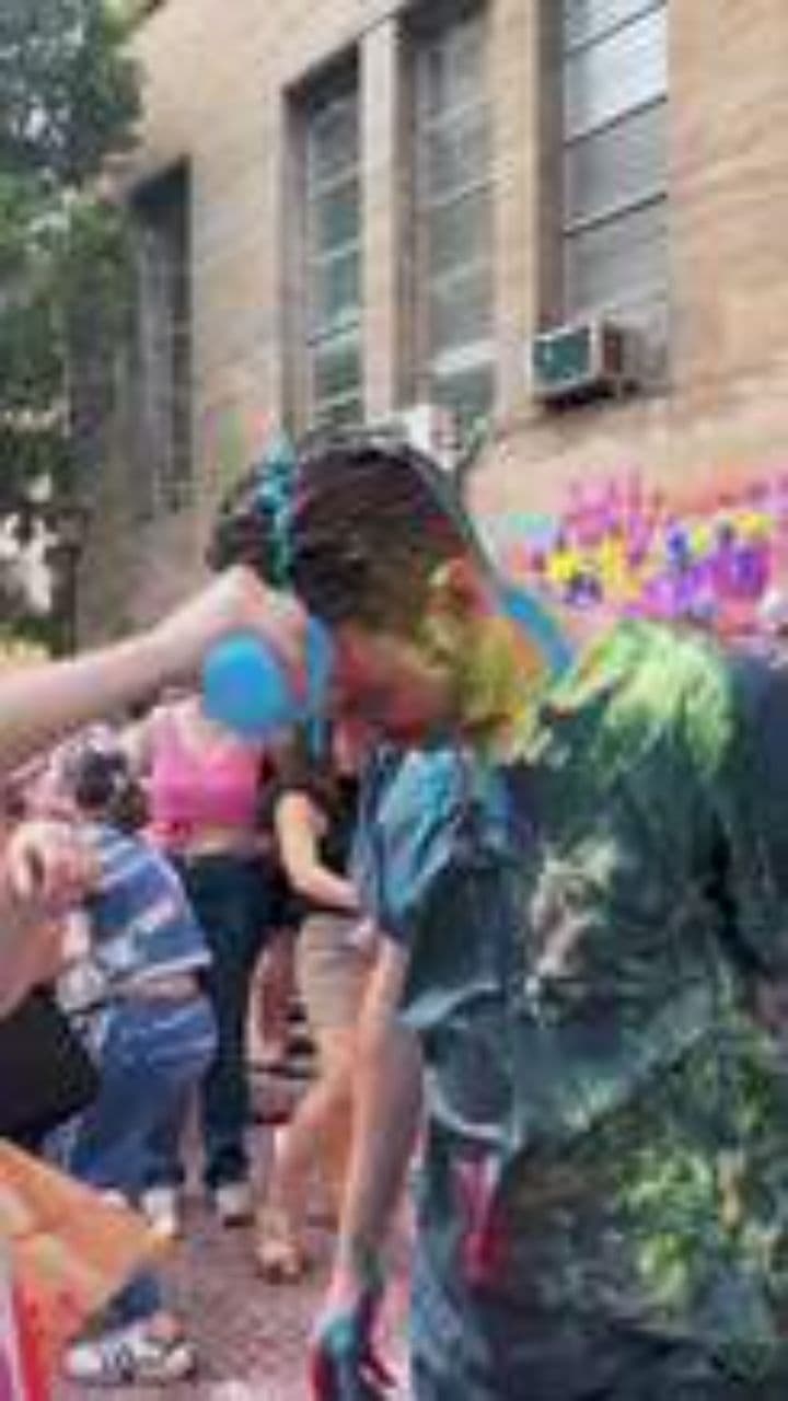 ውስጤ ዘምር ይለኛል