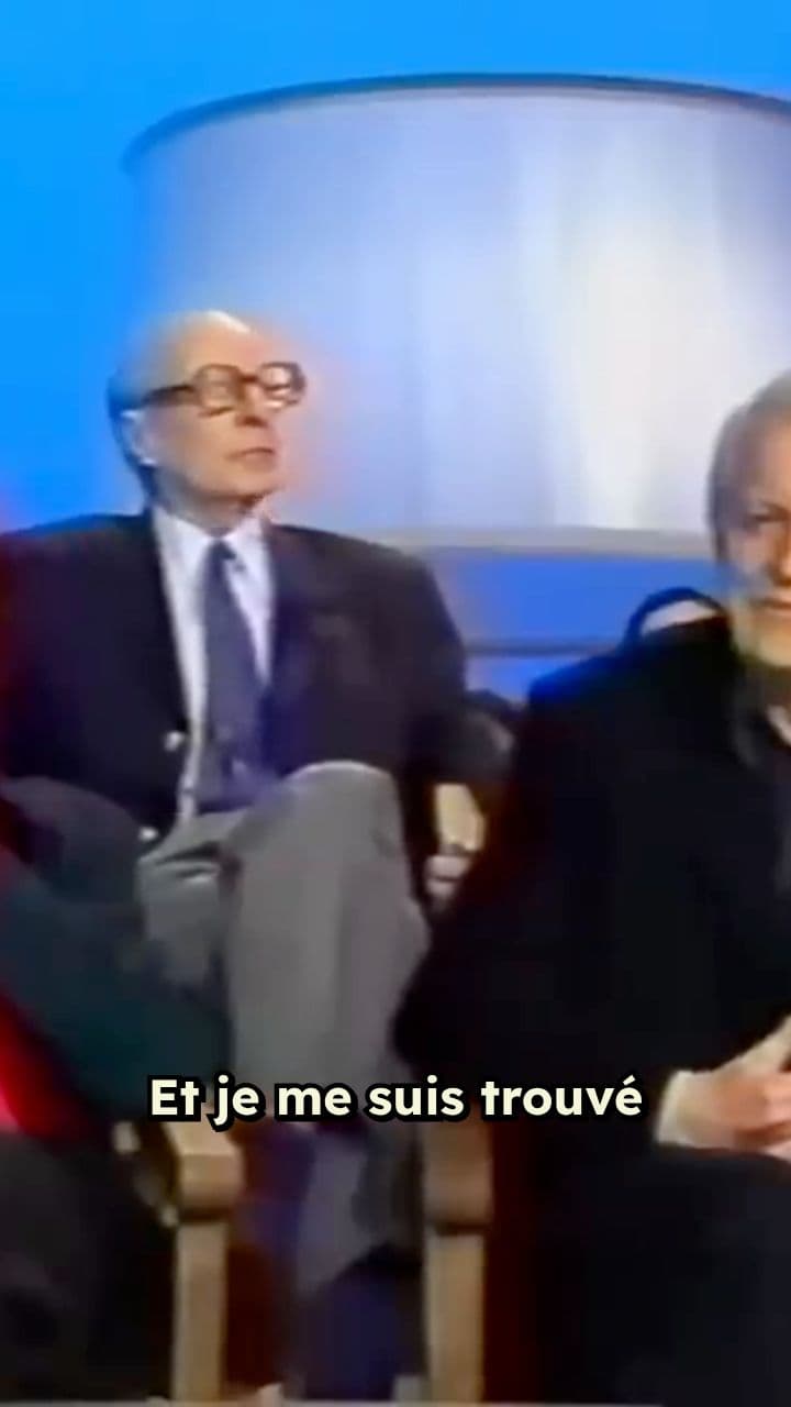 Gaga de bonheur à côté de son idole