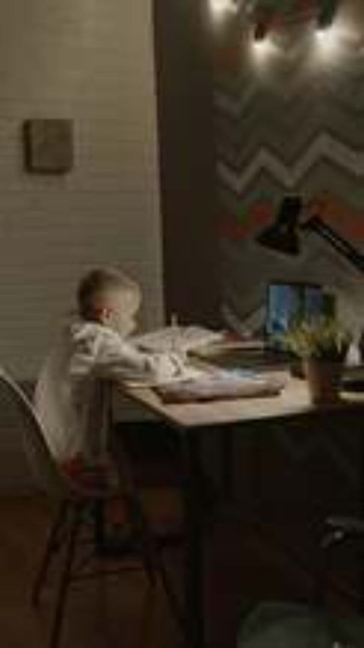 The Boy Who Learned Without School