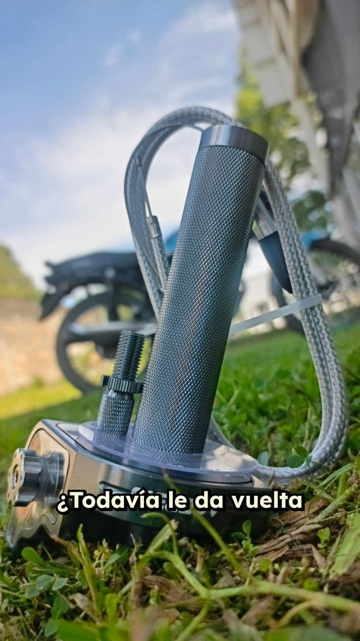 Acelera tu moto en Moto X Racing