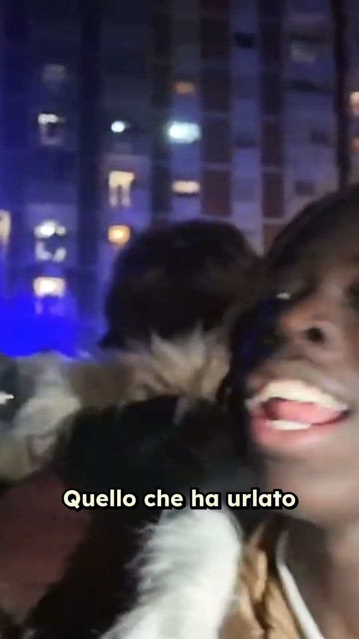 100€ per urlare 'Sono una puttana'