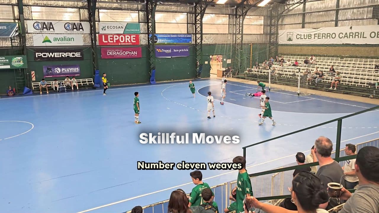 El once avanza con gran control