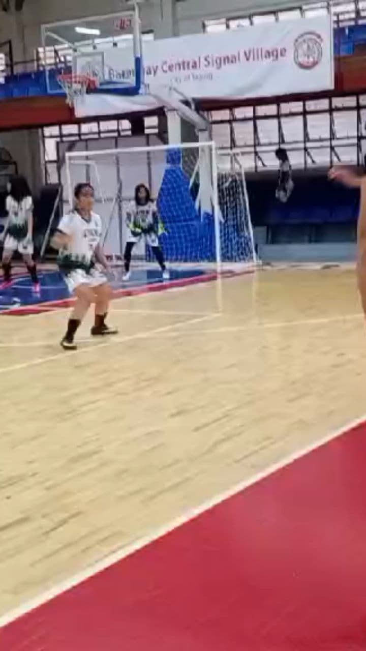 Stunning Counter-Attack Goal