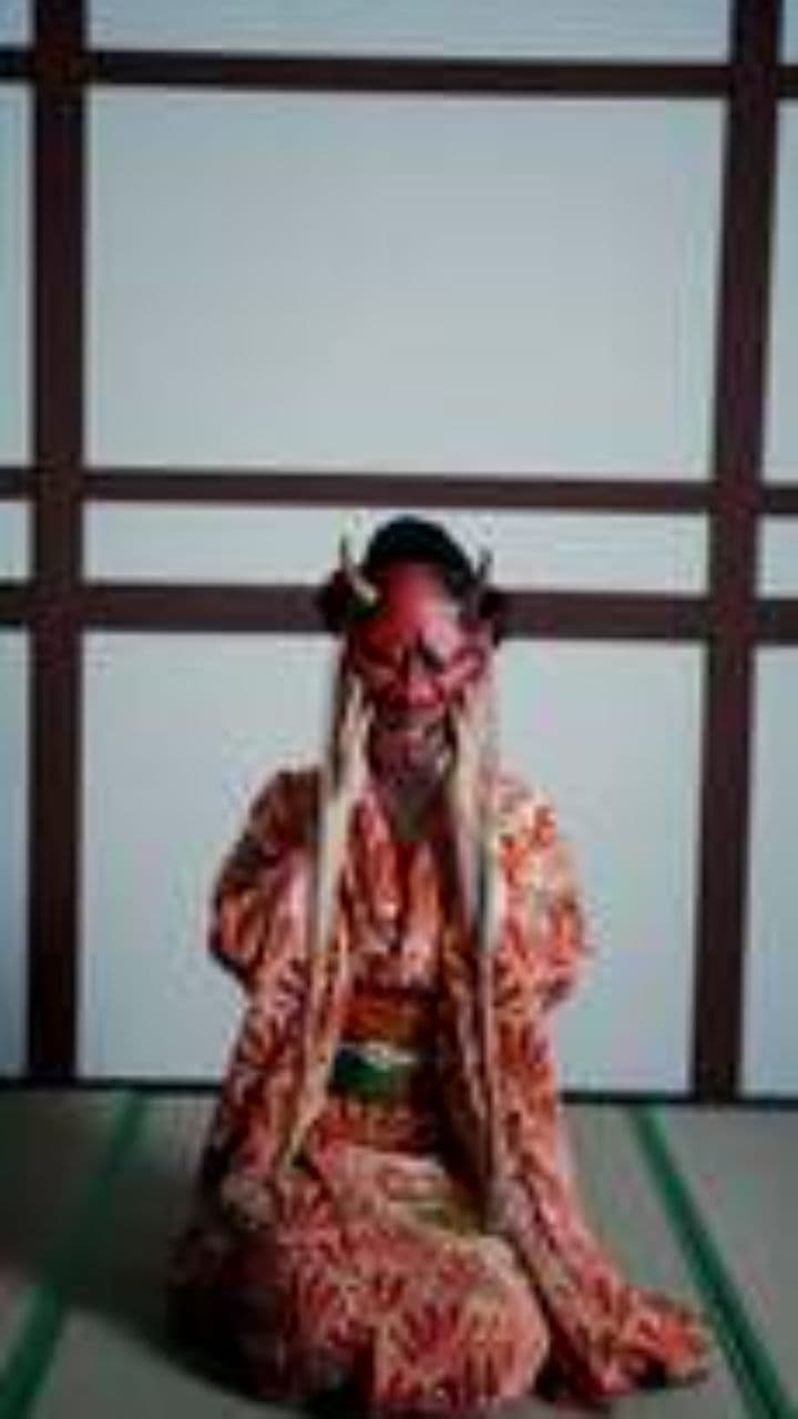 Holding Liminal Memory