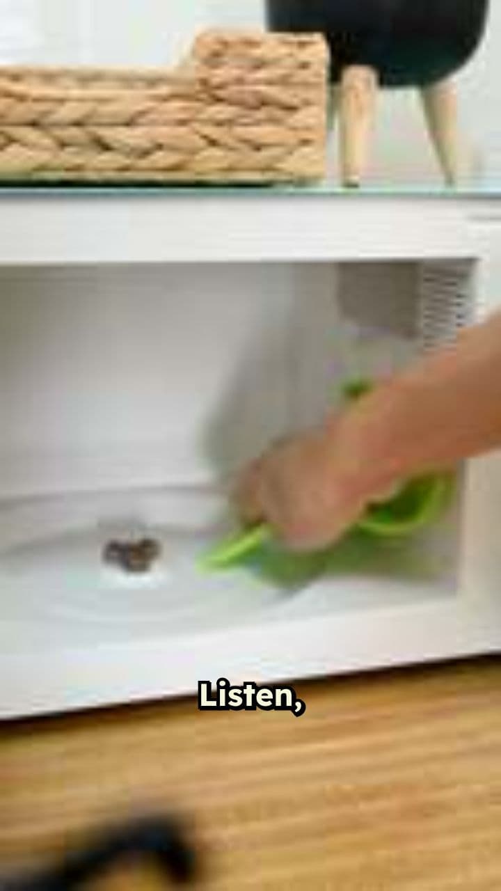 Quick Microwave Cleaning Hack