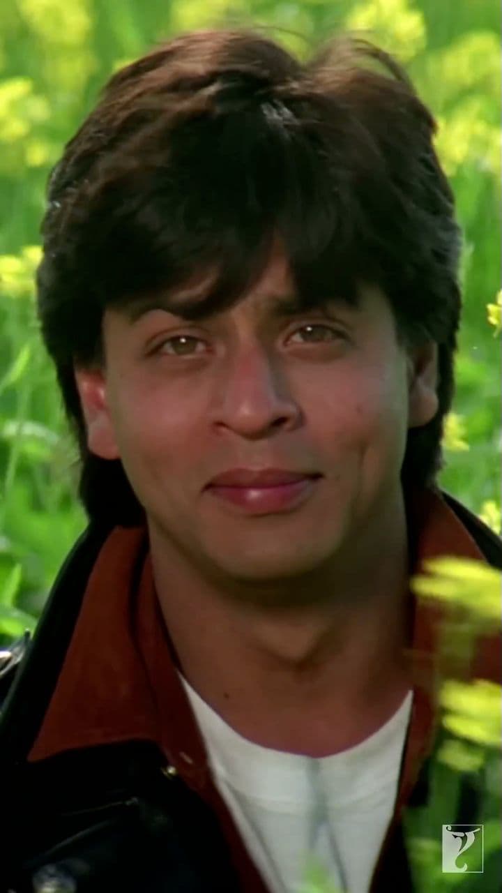 प्यार की बाहों में