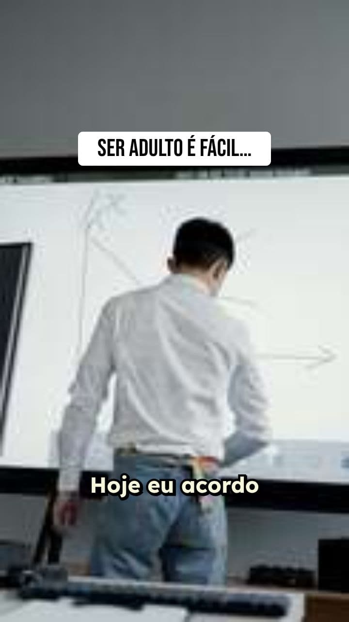 Quando você tenta ser adulto… e falha miseravelmente 😂