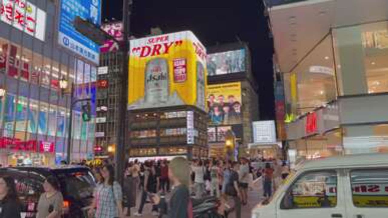 Nightclub Pulse 128 BPM