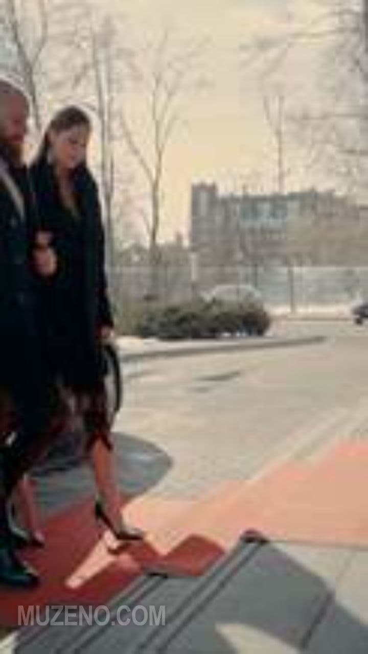 Boobs and lips (exported)