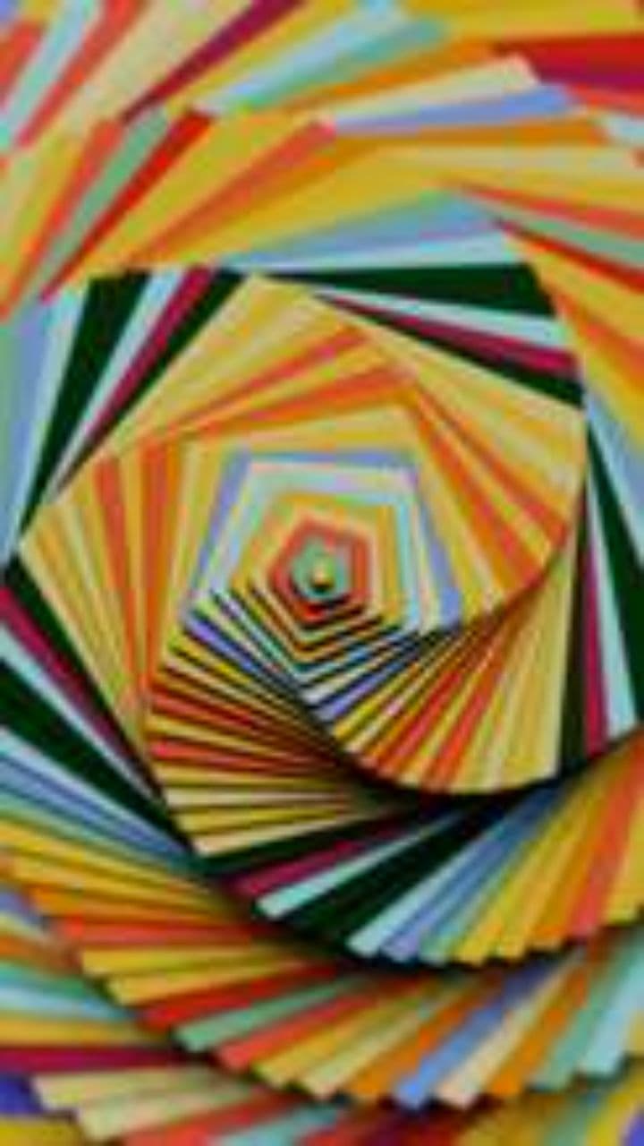 Neurogeometry and Visual Decision-Making