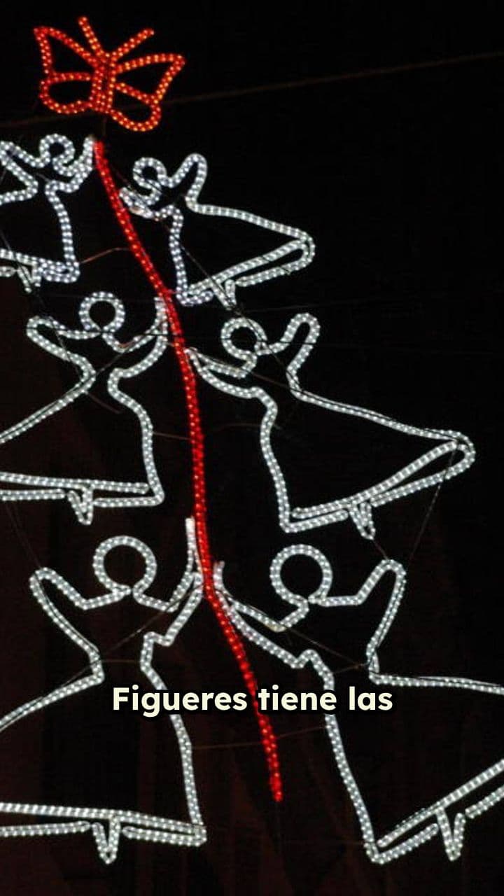 Luces Navideñas Surrealistas en Figueres