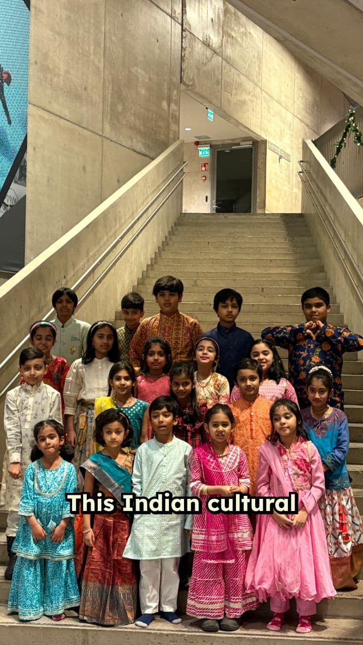 A Timeless Bridge of Live Music