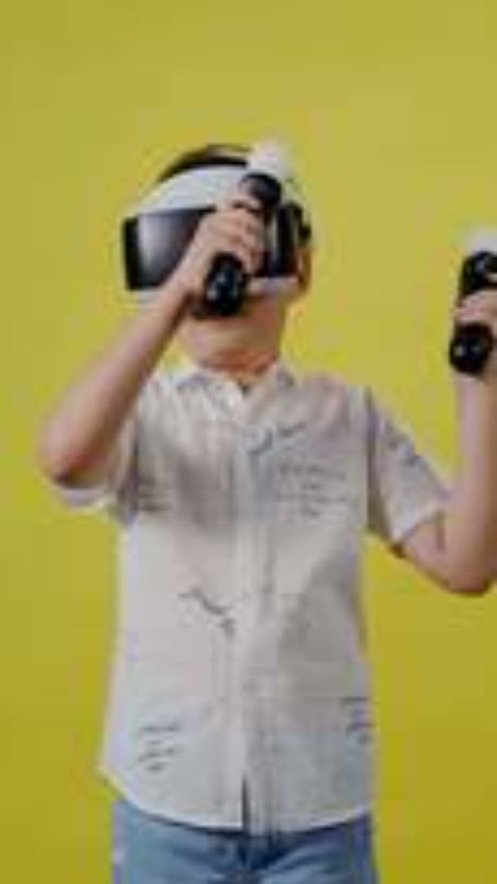 Immersive VR Solutions for Education and Training