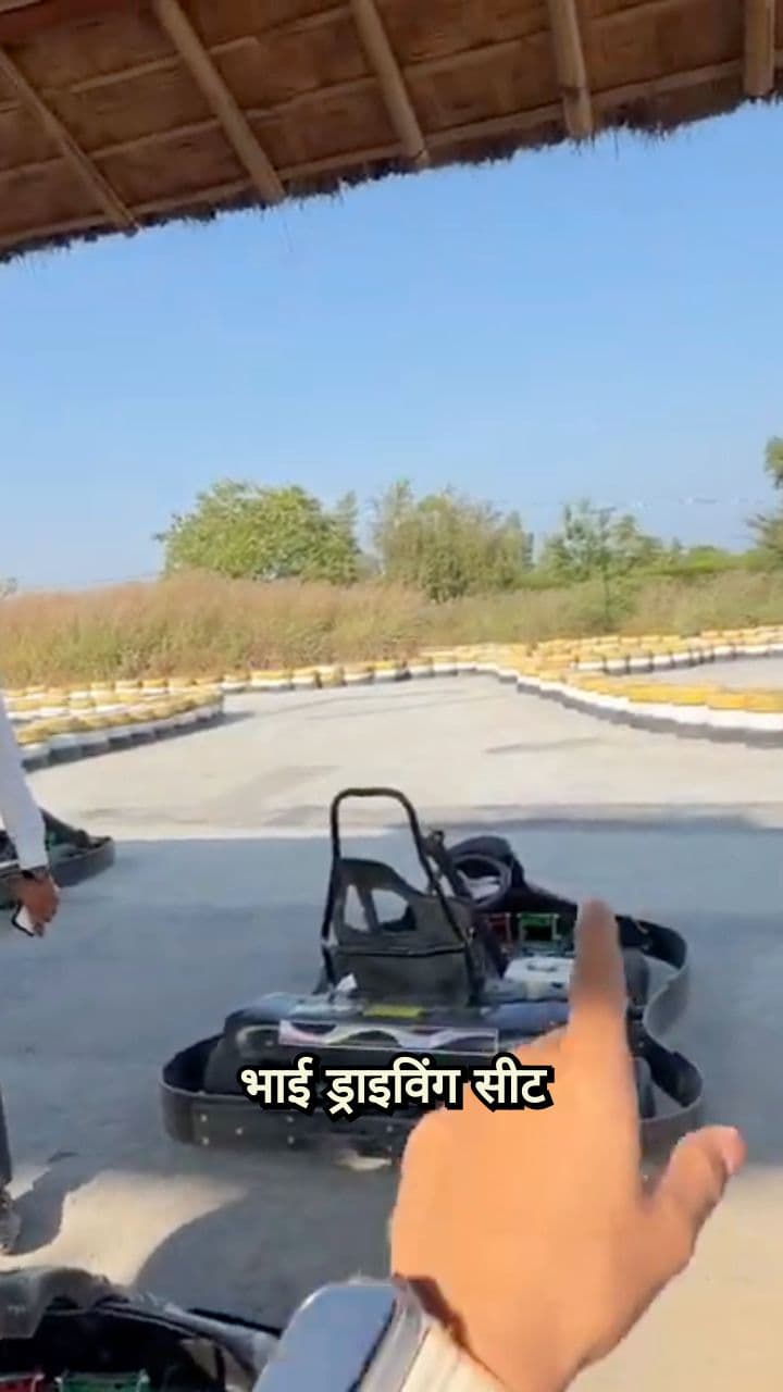 अवंतिका ने पहली बार चलाई G-Wagon