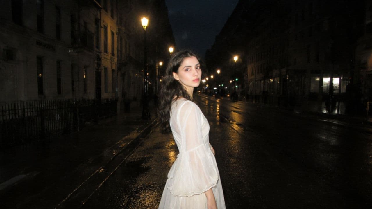 "Everybody Needs Love"