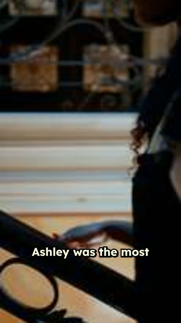 Framed by the Popular Girl