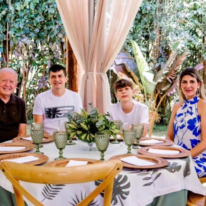 Laços de Lealdade e Sabedoria