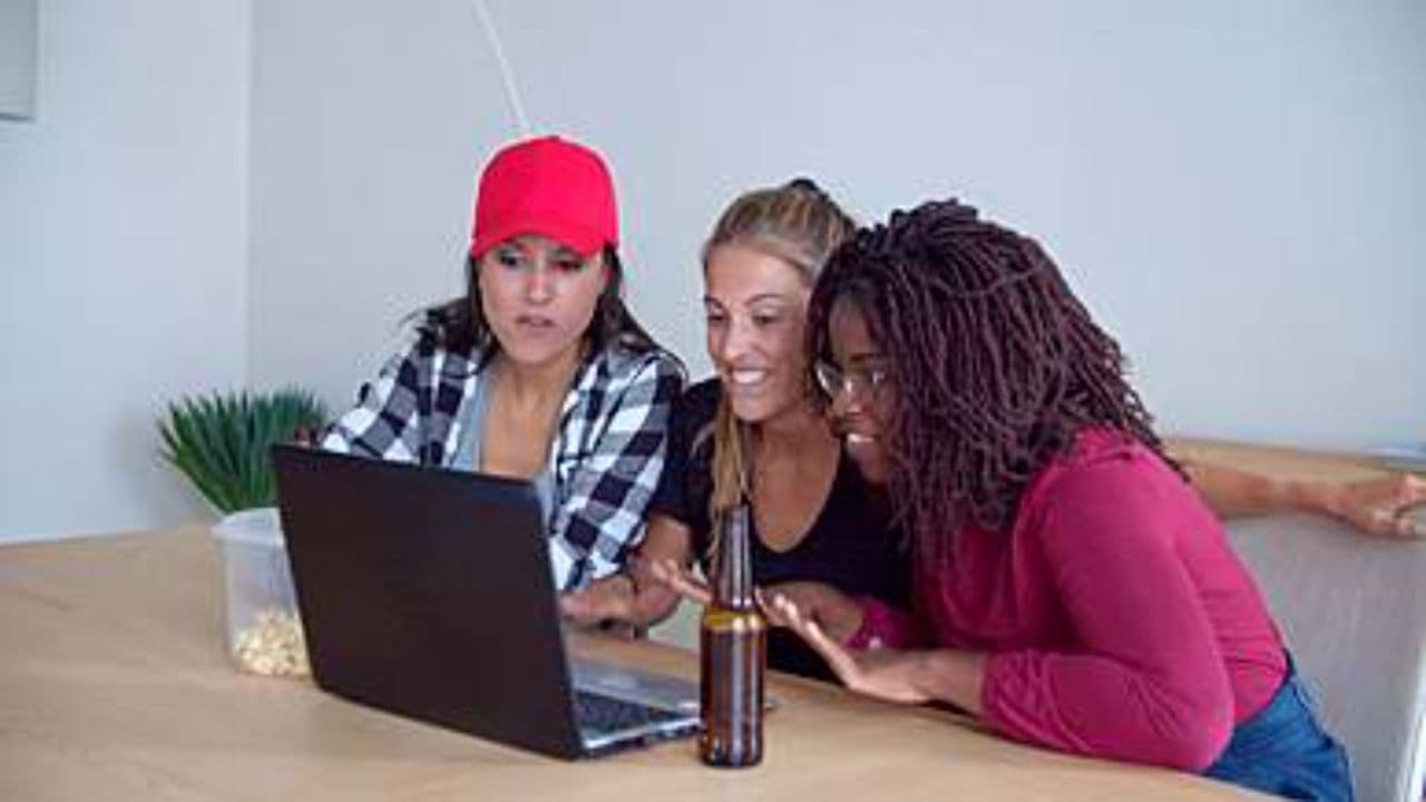 Raketenwürmer und Bierparty