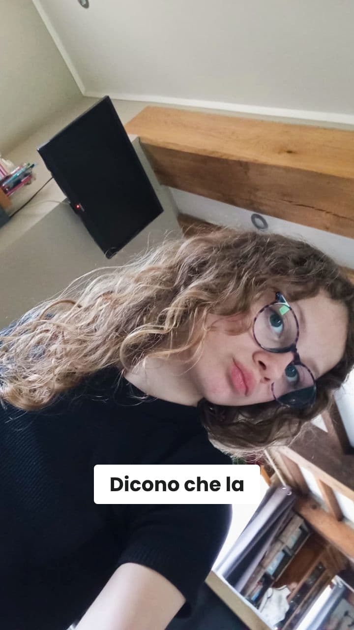 La Ragazza Cubetto di Ghiaccio e le Banane Filosofiche