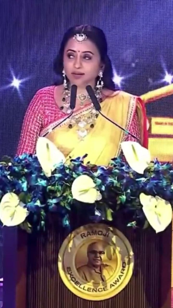 రామోజీ అవార్డ్స్: ఒకే వేదికపై ఇద్దరు ముఖ్యమంత్రులు