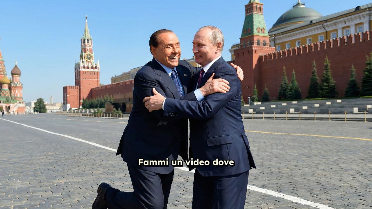 Berlusconi abbraccia Putin al Cremlino