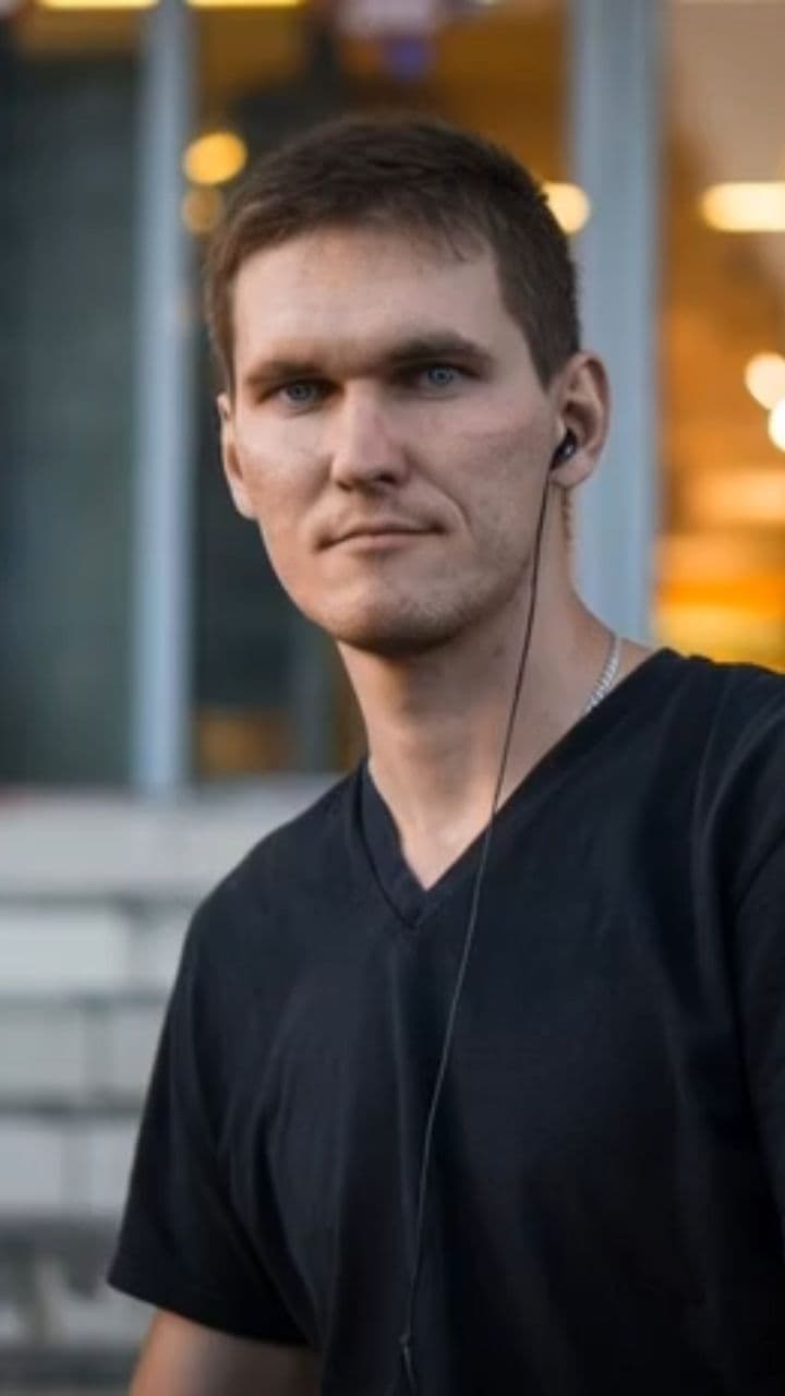 С днем рождения, Саша!