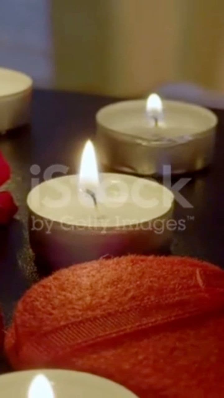 Kabhi to lout ayegi tu 