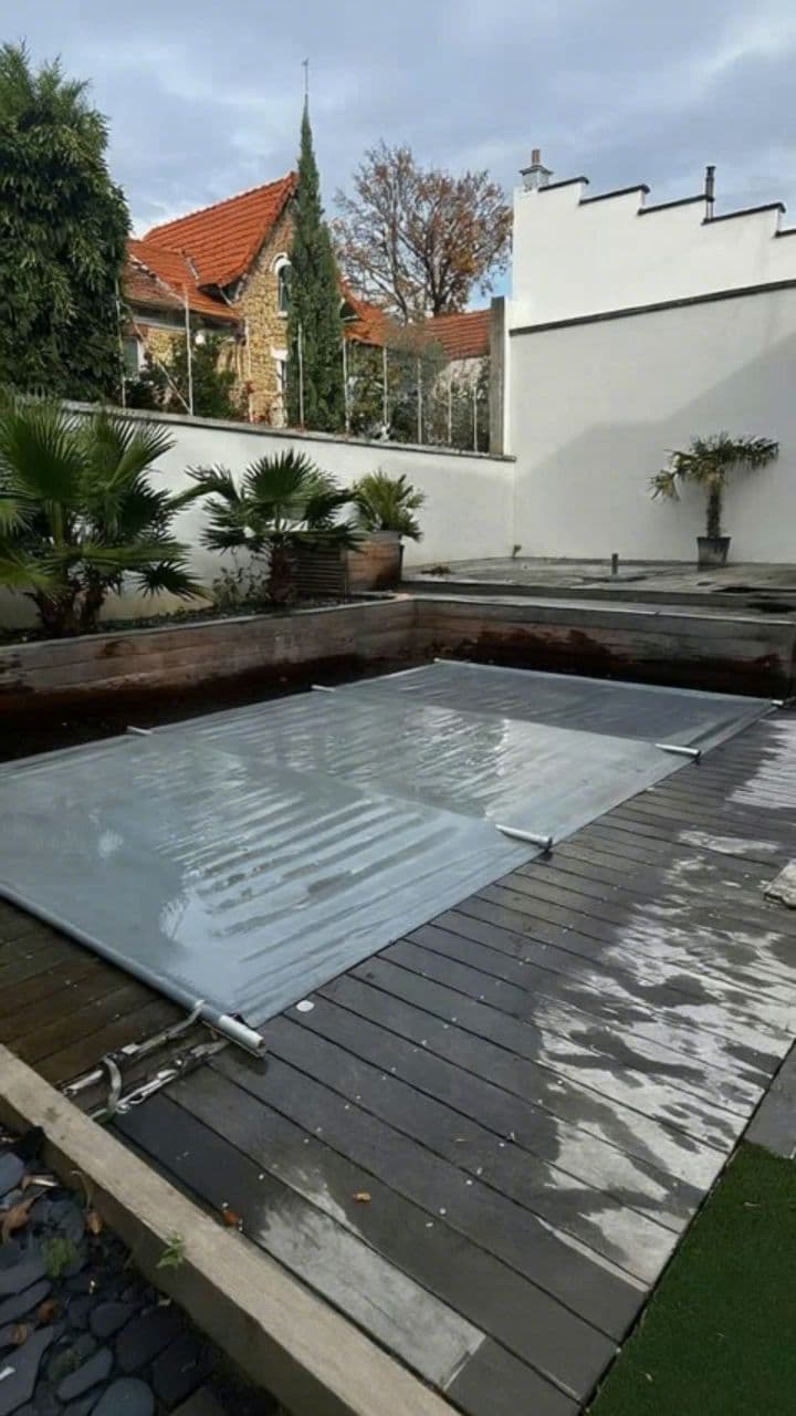 Image transform video