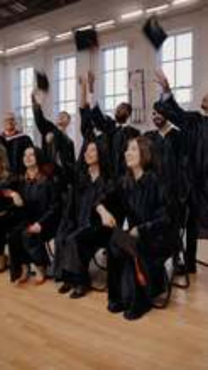 Shocking Student Fare: Mumbai to London for ₹24,999!