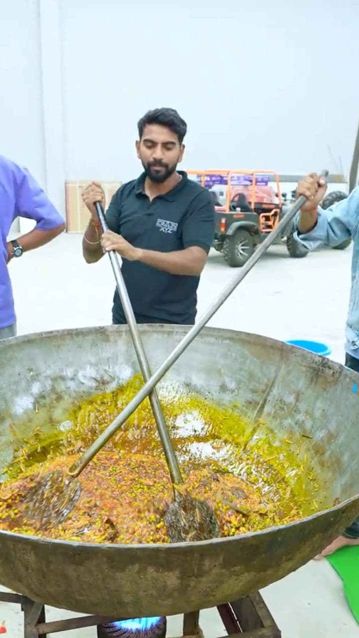 1000 मैगी बनाने का चैलेंज!