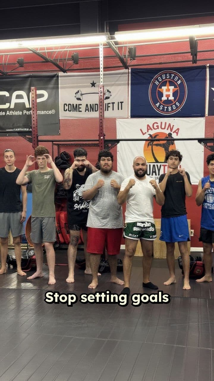 New Year, Train Muay Thai