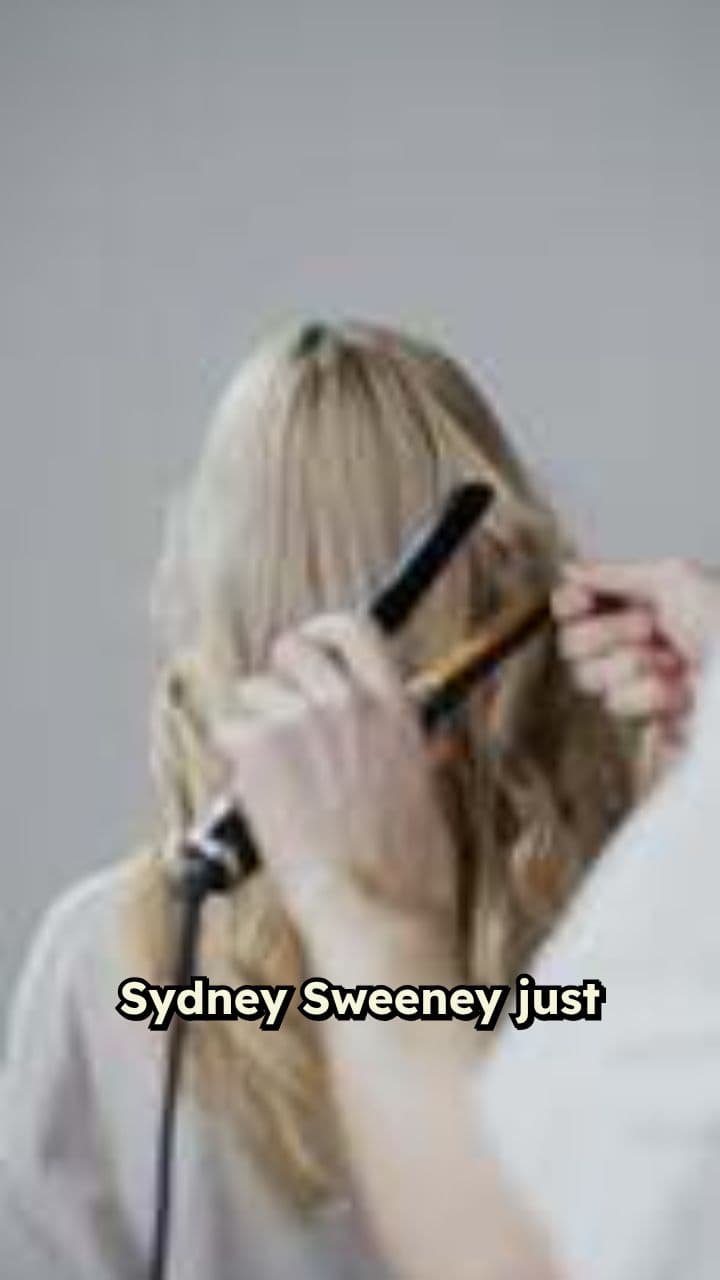 Sydney Sweeney's Holiday Bob Hairstyle