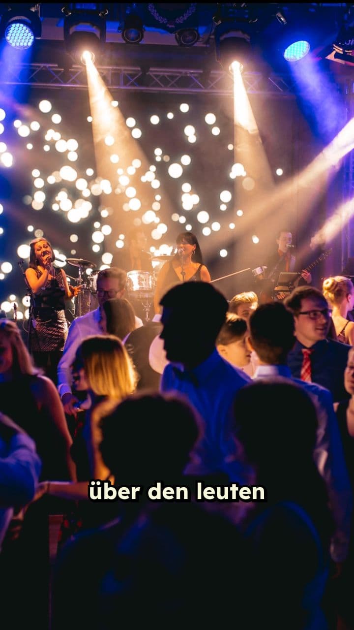 Glitzernde Tanzfläche mit Band und Zahl 59