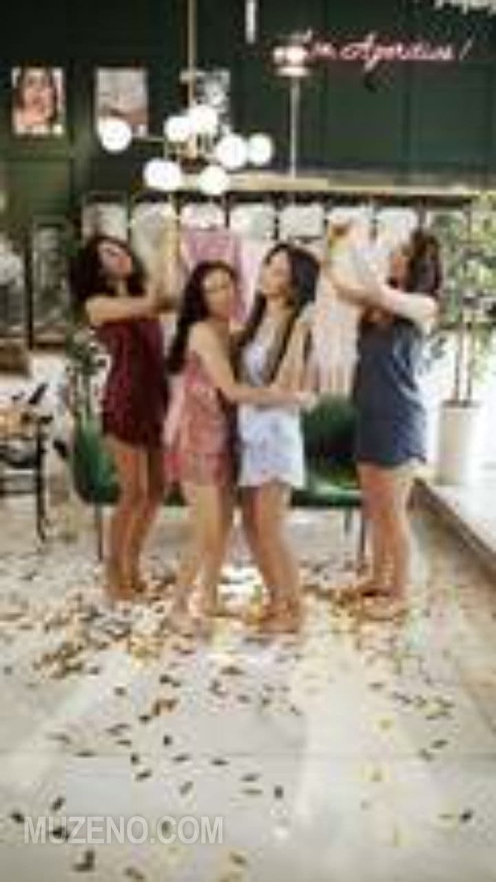 Pajama Parliament (exported)