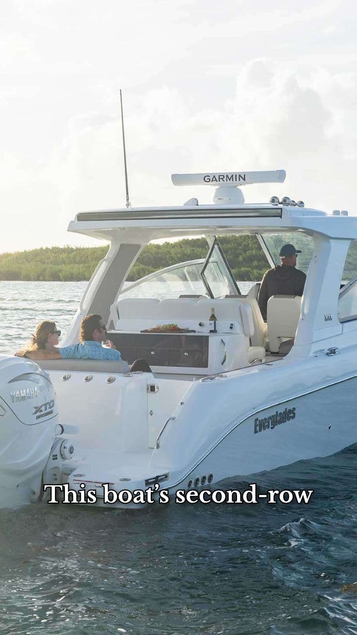 2026 Everglades 367CX: Ultimate Adventure Boat