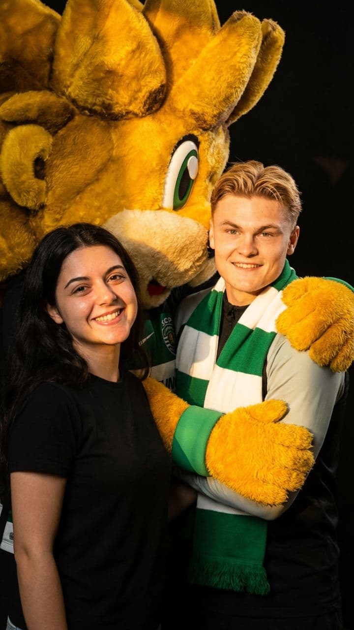 Amor por trás da fantasia