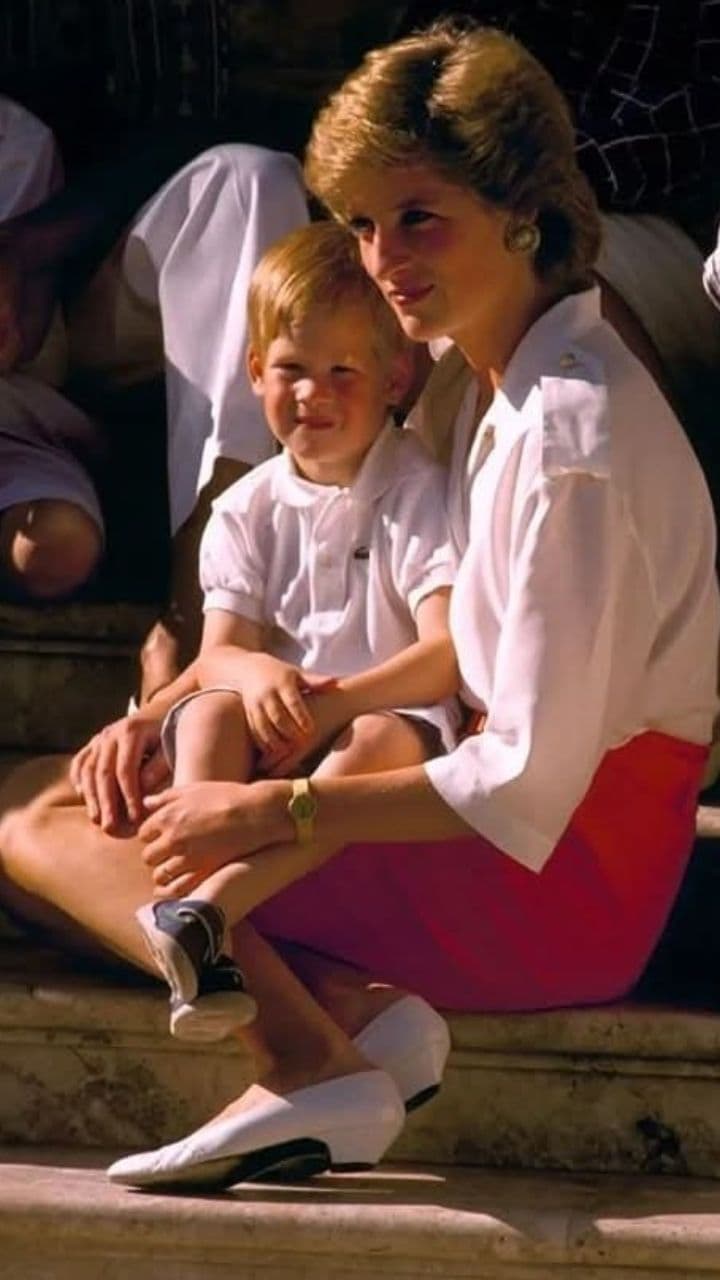 Stolen Moments of Freedom