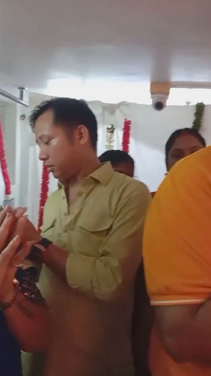 गणपति का स्वागत केयर फॉर वेयर में