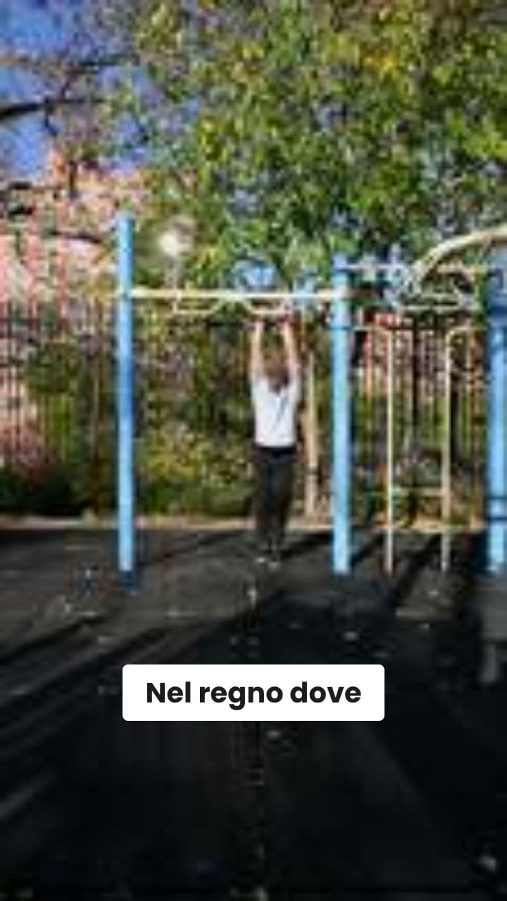 Il Mistero del Mezzo Squalo e Coda di Scimmia