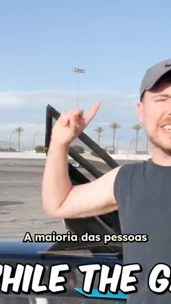 Dirigindo um Carro de CEM MILHÕES de Dólares!