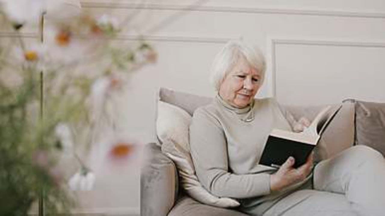 Aged Care Lounge Observation