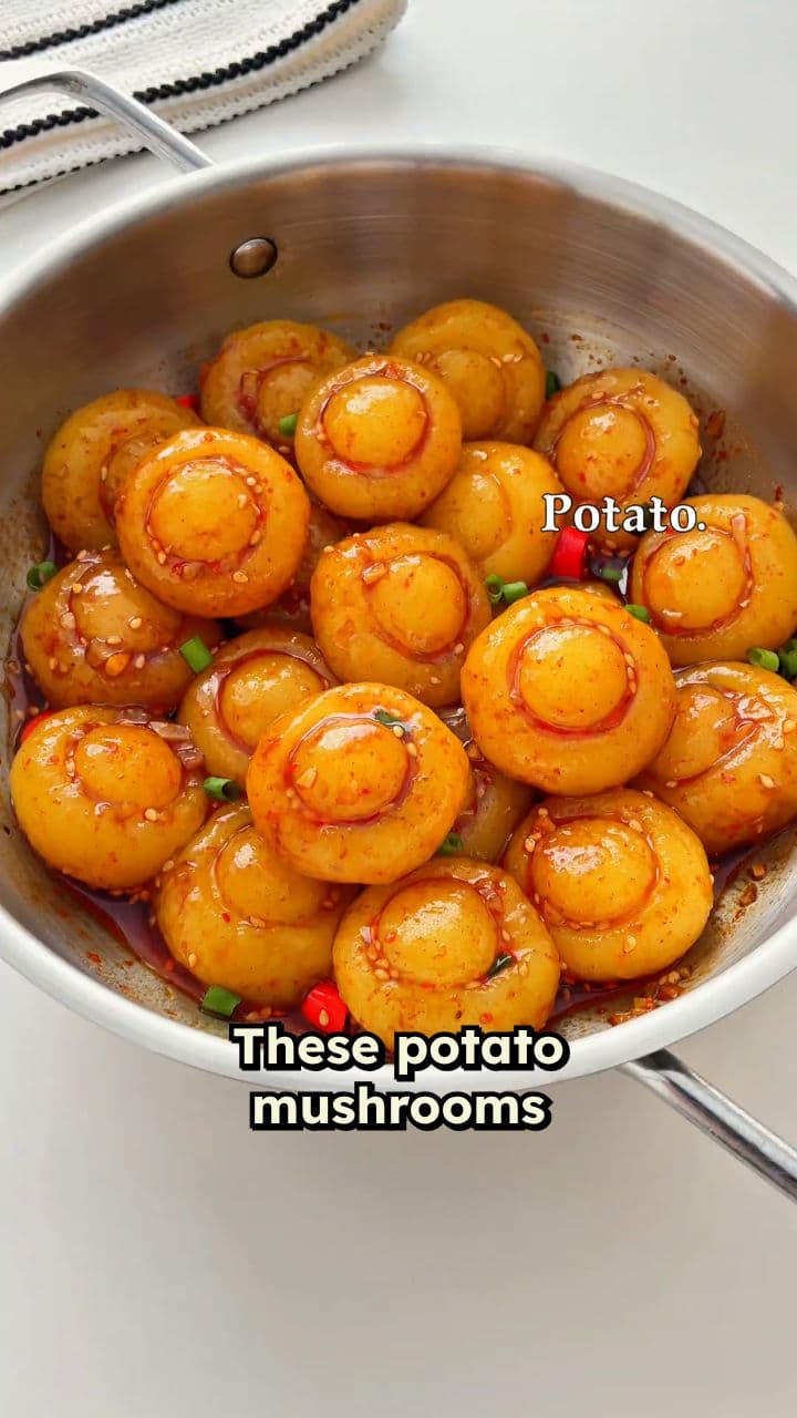 Spicy Garlic-Chili Potato Mushrooms