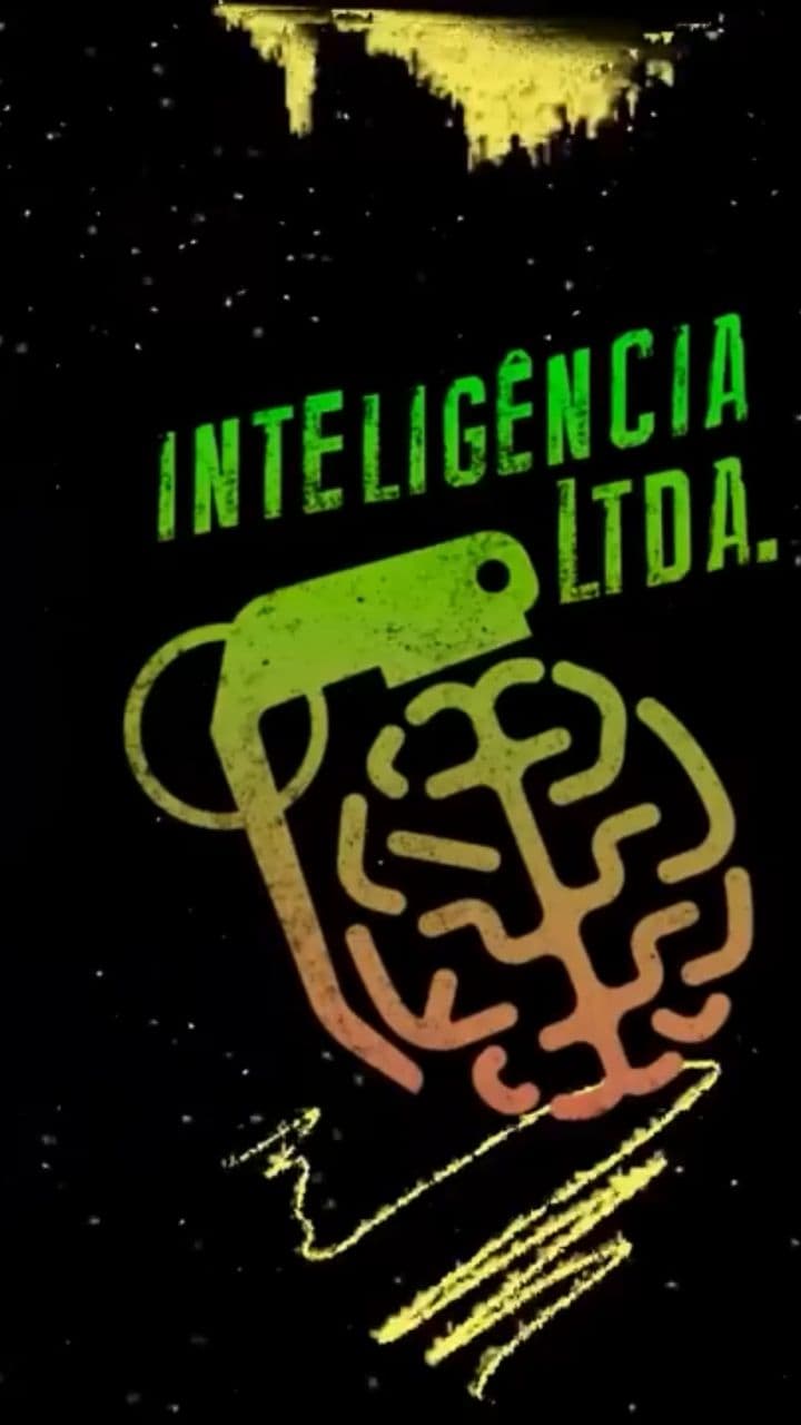 Mulheres rindo enquanto descartam pedaços de um corpo