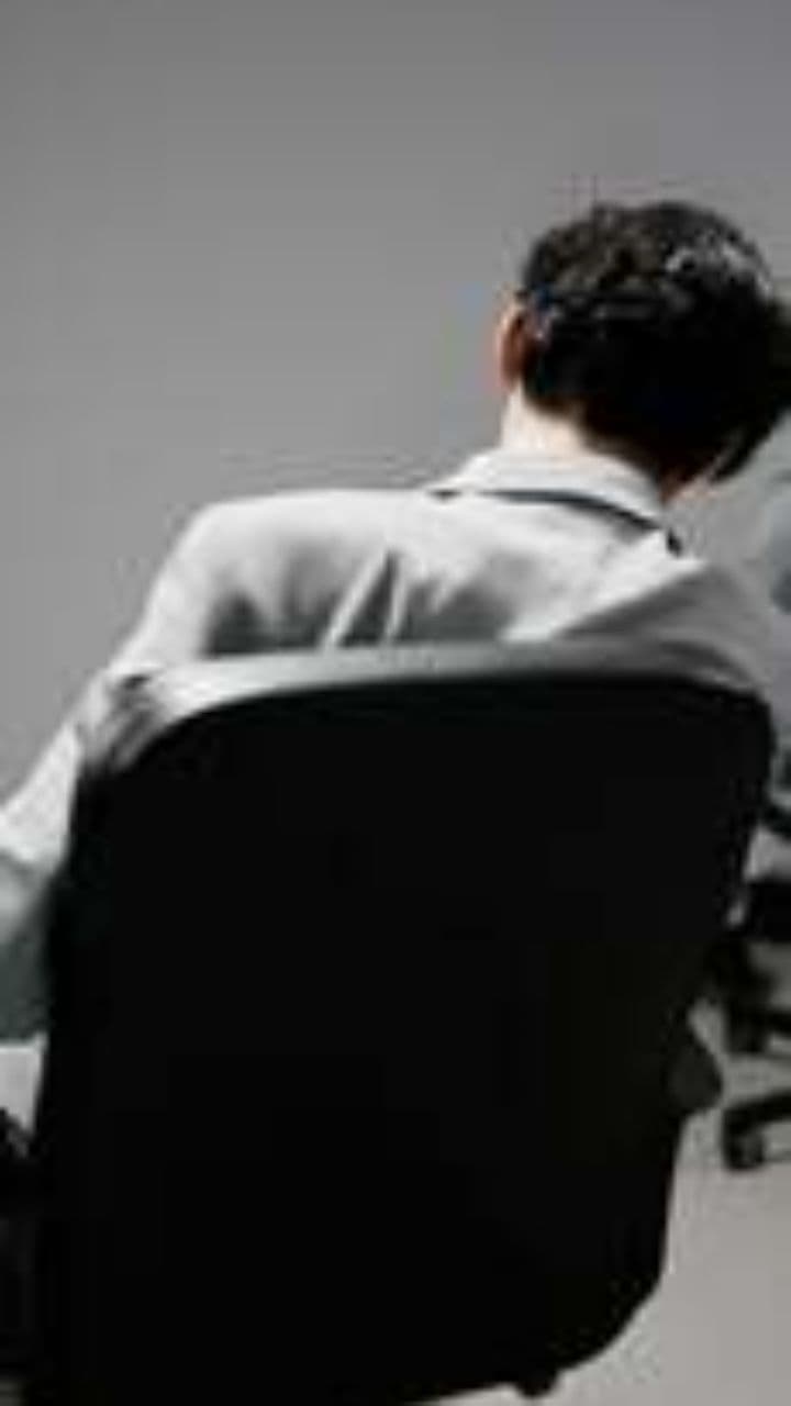 Bunt w szarości rzeczywistości