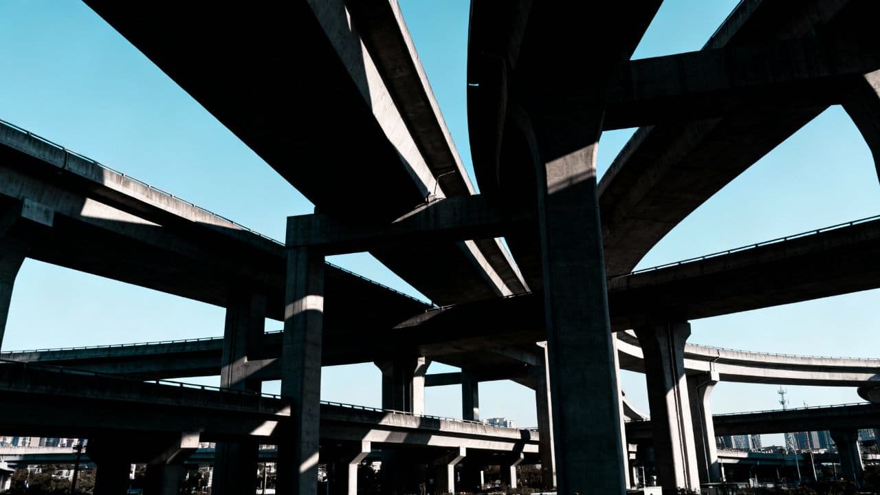 Urban Geometry Under Overpasses