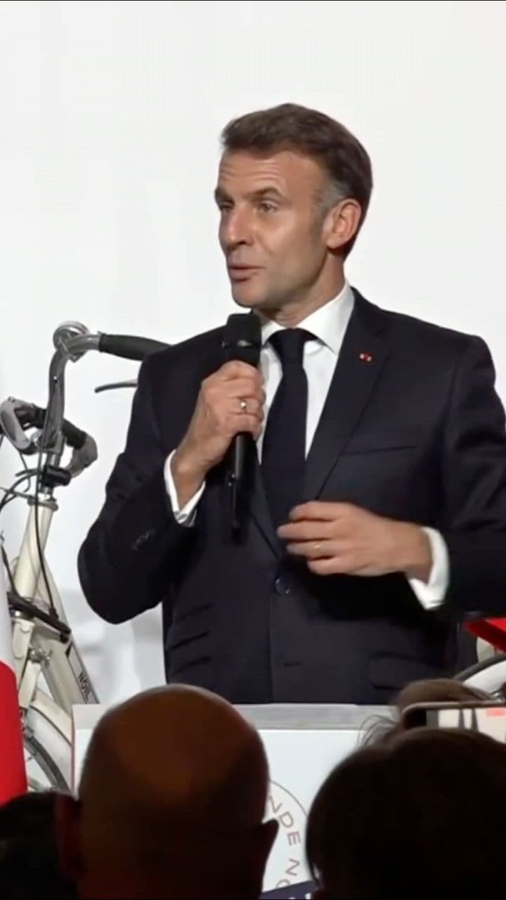 Exposition de véhicules au parc