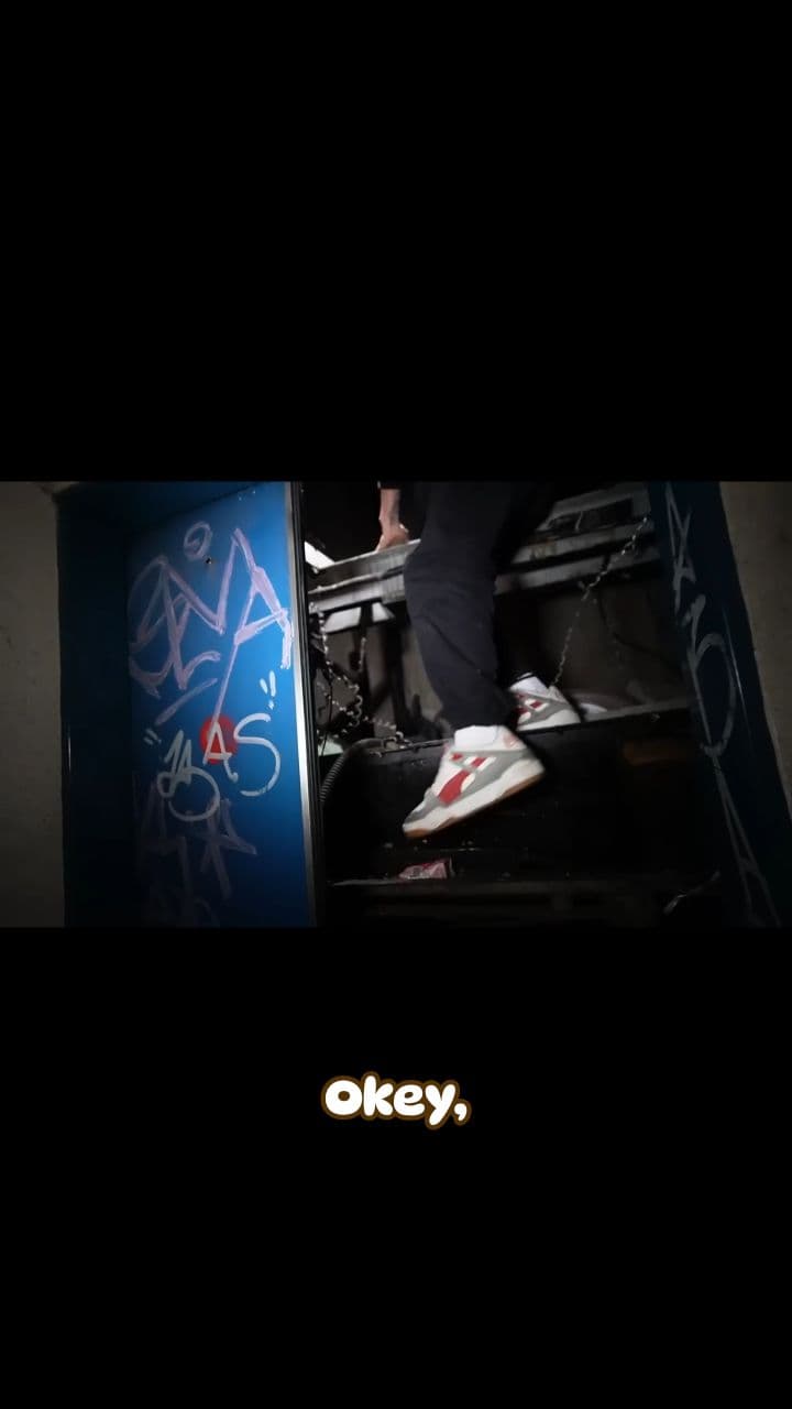 El cuerpo sigue ahí, se le ve el pie